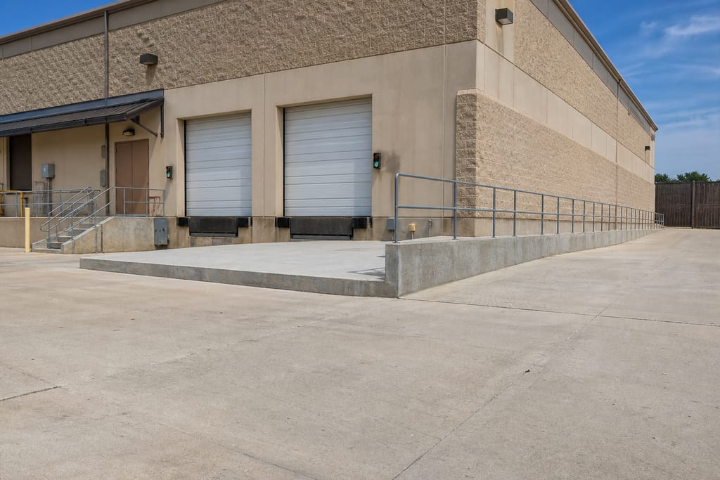 Retail Center Pad Repair photo